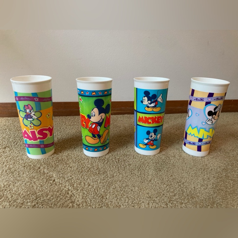 Mickey and Friends Disney Tupperware Tumbler Set